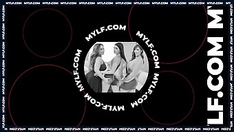 Kusursuz Bir Arkası Olan Çarpıcı Bir Milf, Üvey Oğlunu Tahrik Ediyor Ve Çekici Iç Çamaşırı Giyerken Web Kamerasında Cinsel Aktivitelere Giriyor